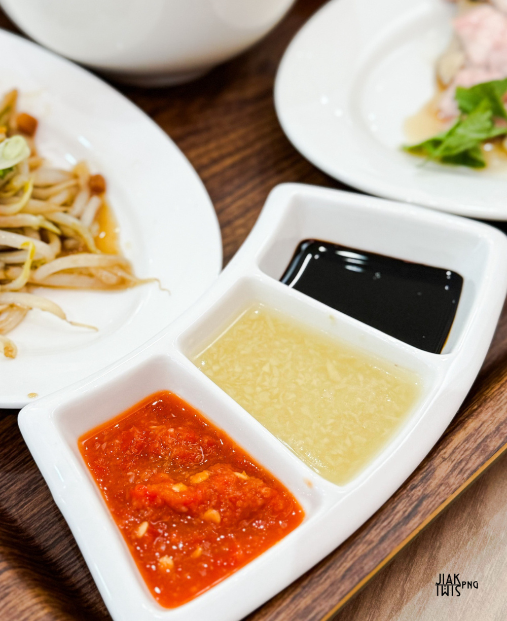 Hai Ge Ji Chicken Roasted Rice Set (With Bean Sprouts)