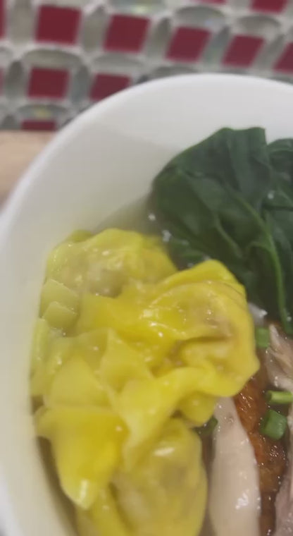 Chicken Noodle with House-Made Wonton & Kailan (Dry/Soup)