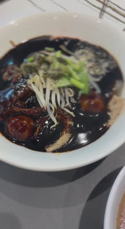 Mixed Beef Noodles with Tendon (Dry/Soup)